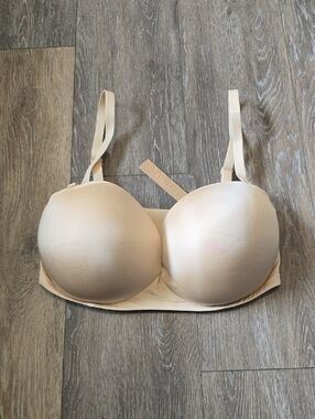 SKIMS Kim Kardashian Women's 36DDD Ultimate Push Up Strapless Bra New w/ Tags!